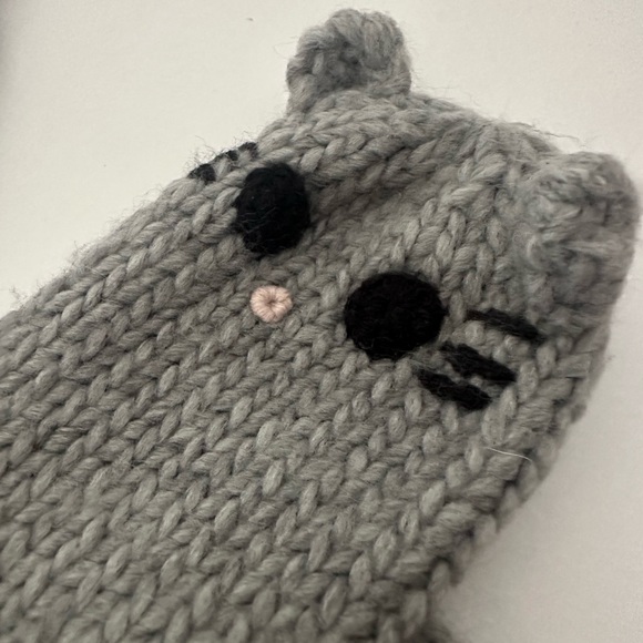 Knitted gray gloves, mouse gloves - Picture 4 of 4